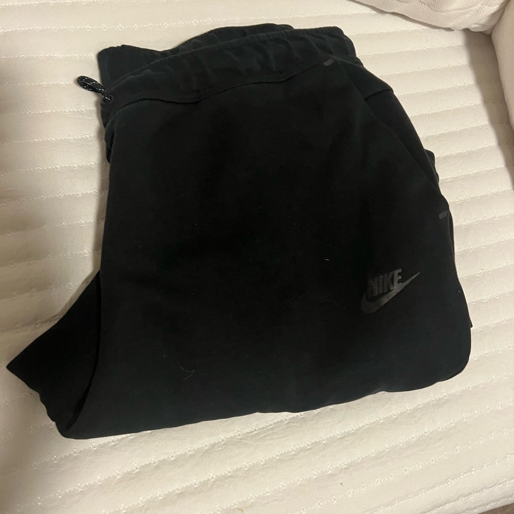 Nike Tech Black Joggers-XXL